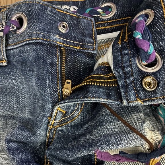 Express Distressed Denim Shorts with Boho Belt 0 - Picture 4 of 16